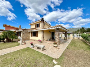Eri & Ely's House By La Via Del Mare Viaggi e Vacanze Villasimius
